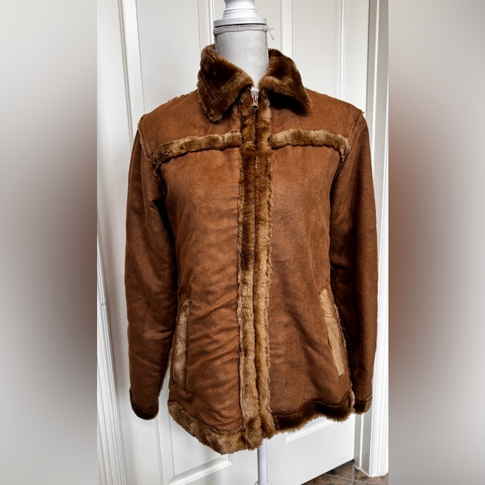 Cafe Women’s Camel Color Jacket Size L